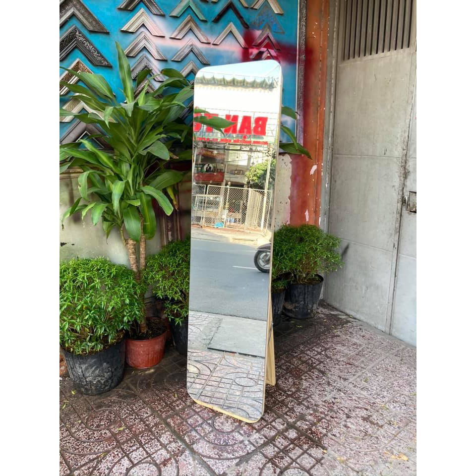 Gương soi toàn thân không viền màI cạnh bo góc (treo tường / có chân dựa)