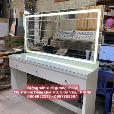 Bàn Trang Điểm Chuyên Nghiệp Gương LED Cảm Ứng 3 Màu MDF Cao Cấp ( 1m - 2m )